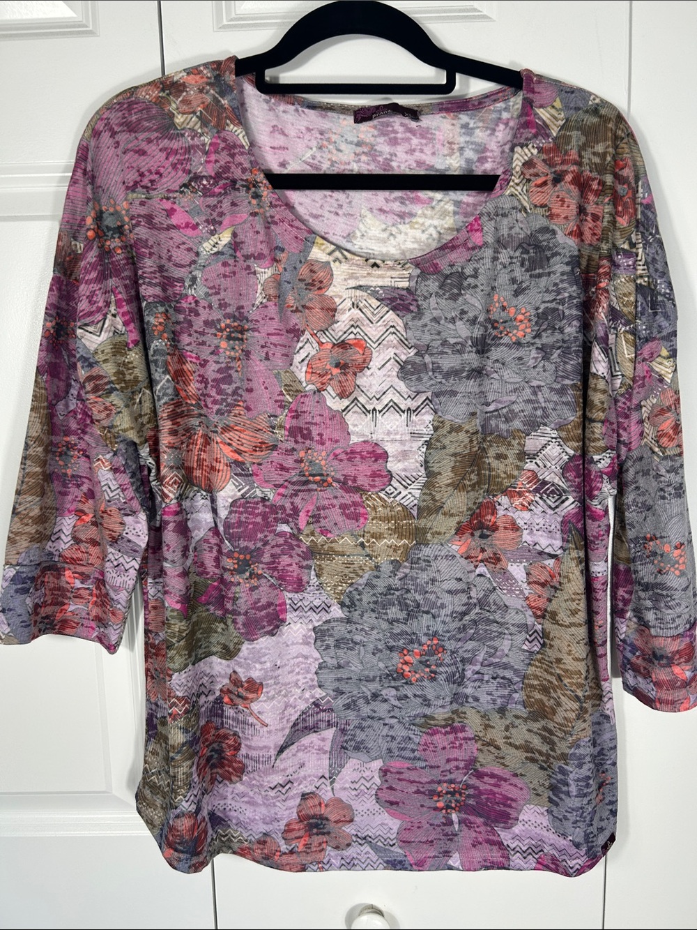 Prana Floral Scoop-Neck Top in Mauve, Gray, Olive Size XL - Picture 1 of 4